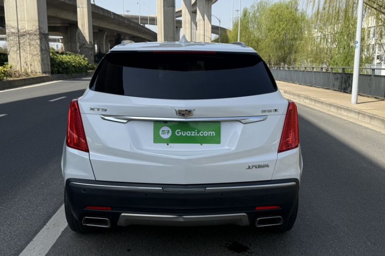 Used Cadillac XT5 2016 25T Luxury Model Exterior 2