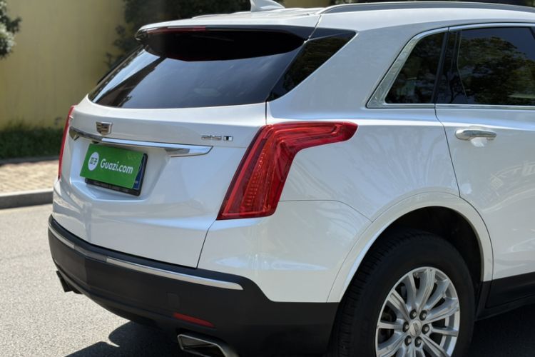 Used Cadillac XT5 2016 25T Tech Edition Exterior 4