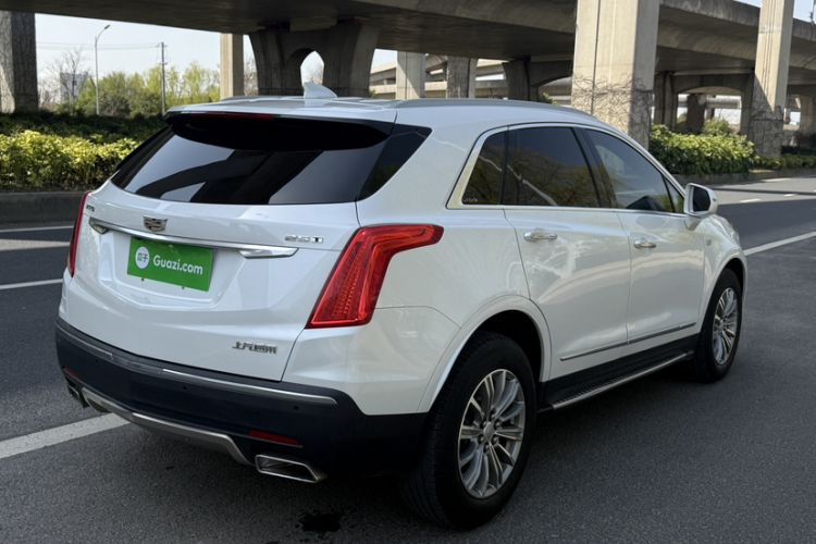 Used Cadillac XT5 2016 25T Luxury Model Exterior 4