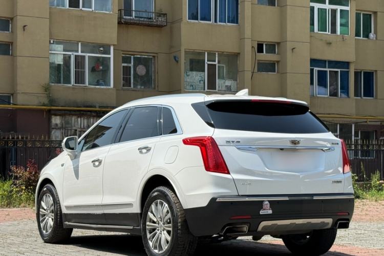 Used Cadillac XT5 2016 28T Four-Wheel Drive Luxury Model Exterior 5