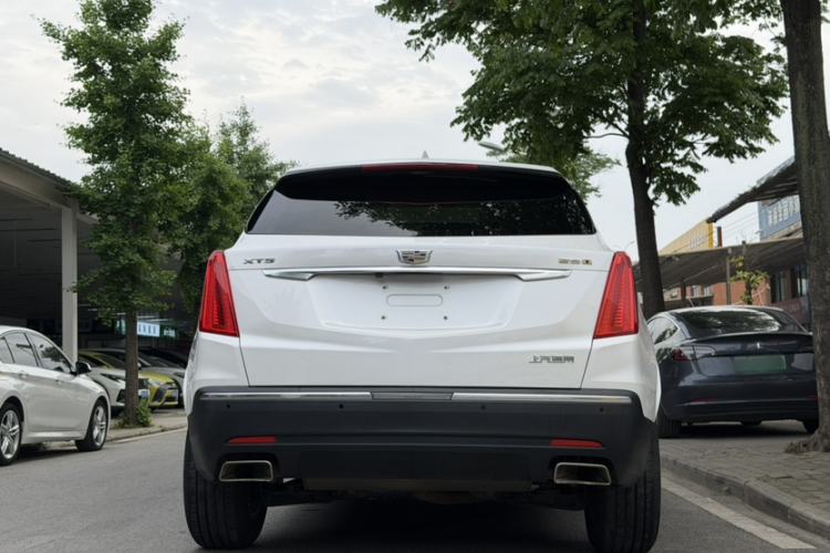 Used Cadillac XT5 2016 25T Luxury Model Exterior 5