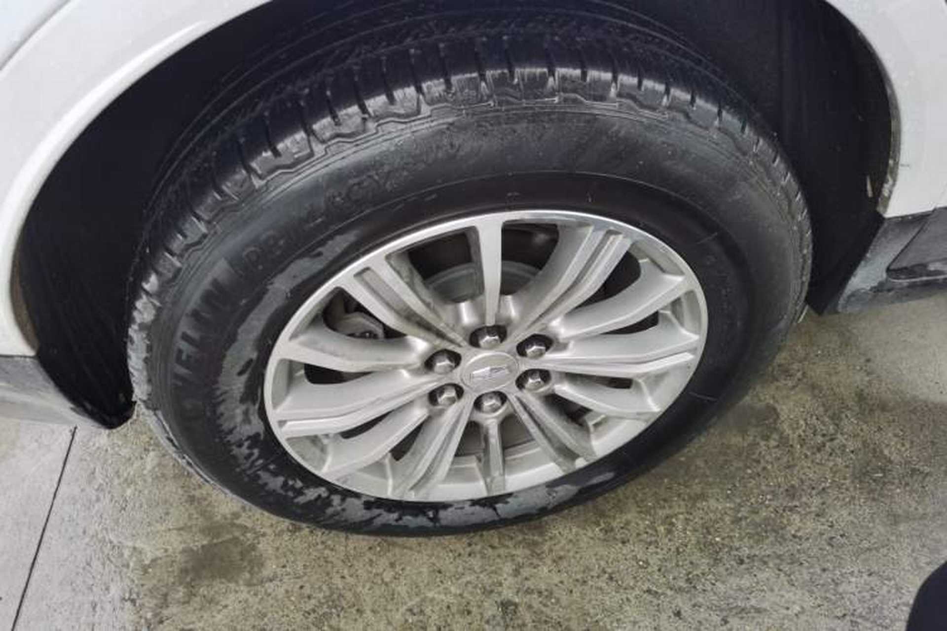 Used Cadillac XT5 2016 25T Luxury Model Exterior 5
