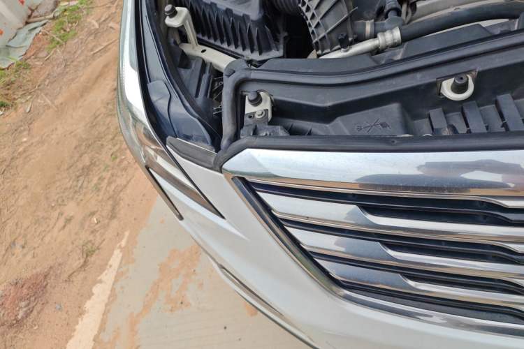 Used Cadillac XT5 2016 25T Luxury Model Exterior 6