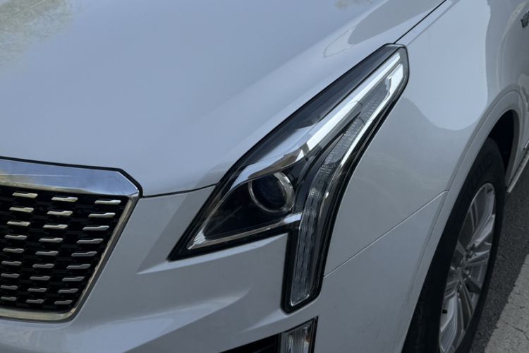 Used Cadillac XT5 2016 25T Luxury Model Exterior 7