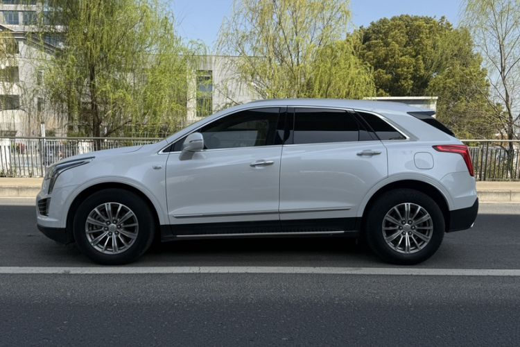 Used Cadillac XT5 2016 25T Luxury Model Exterior 8