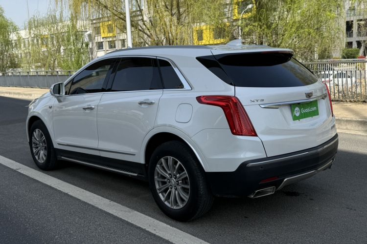 Used Cadillac XT5 2016 25T Luxury Model Exterior 9