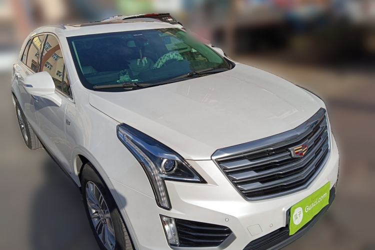 Used Cadillac XT5 2016 25T Luxury Model Front Right 45 Deg