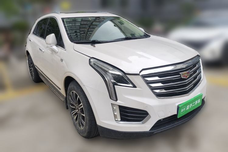 Used Cadillac XT5 2016 28T Four-Wheel Drive Luxury Model Front Right 45 Deg