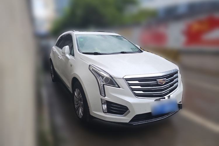 Used Cadillac XT5 2016 25T Luxury Model Front Right 45 Deg