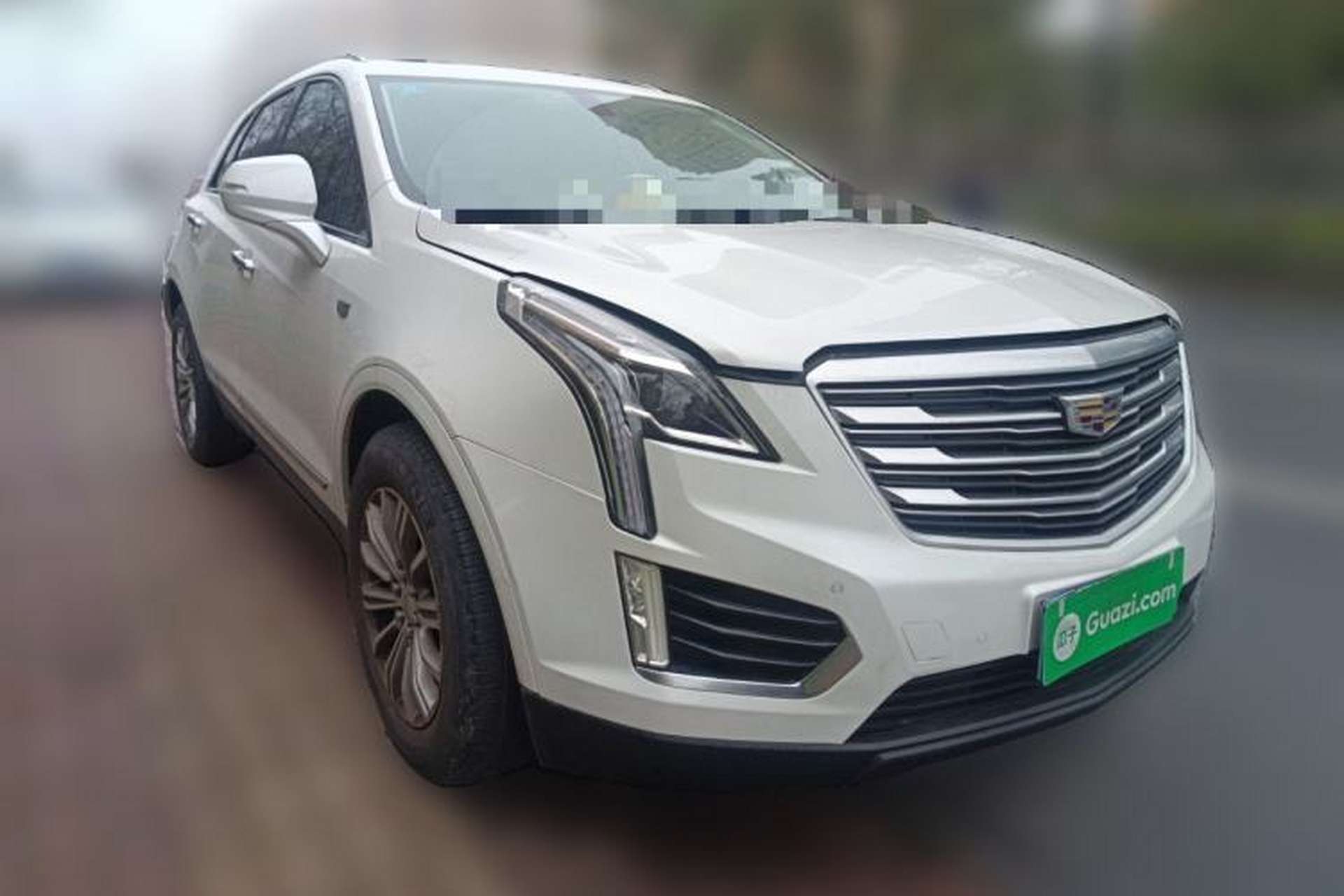 Used Cadillac XT5 2016 28T Four-Wheel Drive Luxury Model Front Right 45 Deg