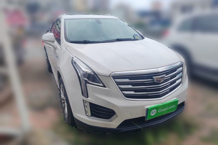 Used Cadillac XT5 2016 28T Four-Wheel Drive Luxury Model Front Right 45 Deg