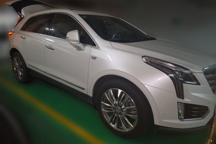 Used Cadillac XT5 2016 28T Four-Wheel-Drive Leading Model Front Right 45 Deg