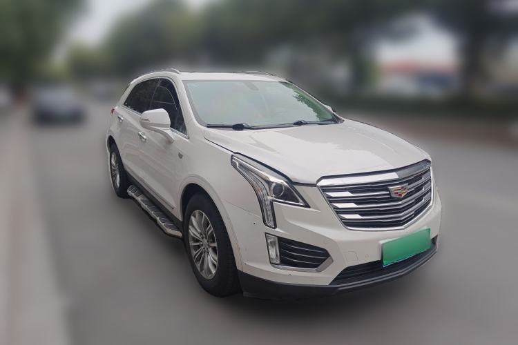 Used Cadillac XT5 2016 25T Luxury Model Front Right 45 Deg
