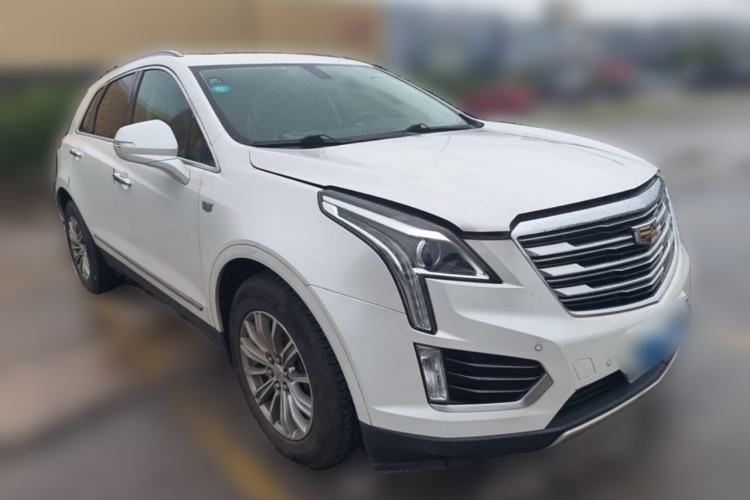 Used Cadillac XT5 2016 25T Luxury Model Front Right 45 Deg