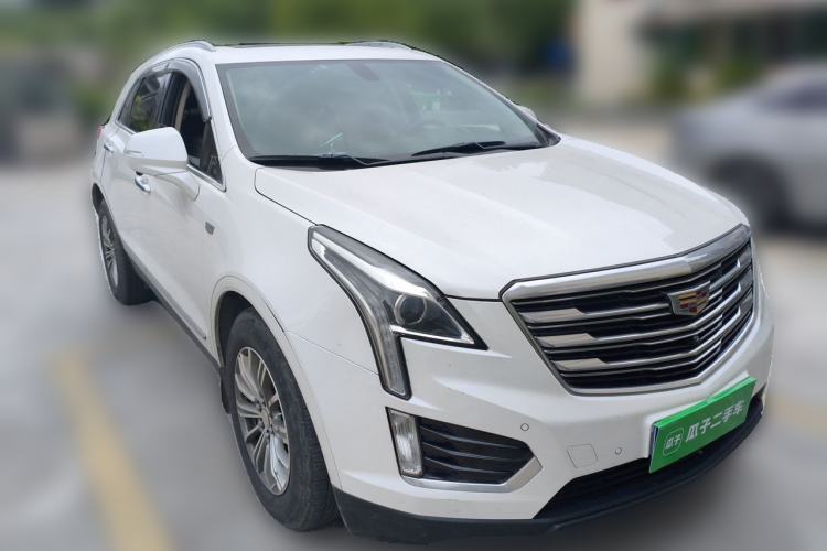 Used Cadillac XT5 2016 25T Luxury Model Front Right 45 Deg