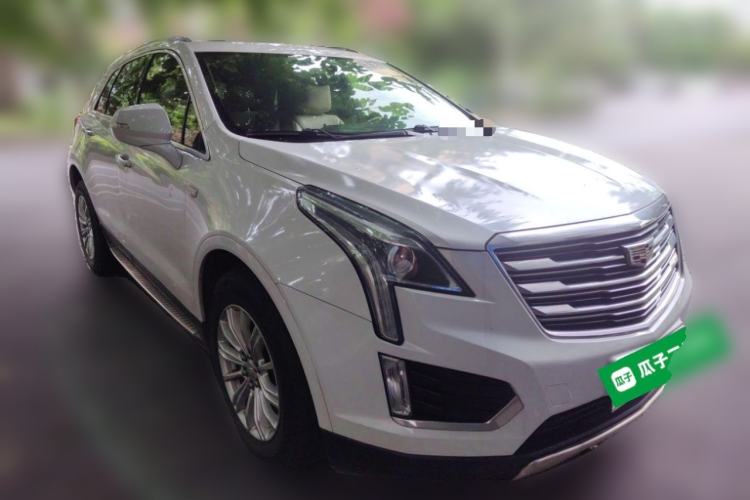 Used Cadillac XT5 2016 28T Four-Wheel Drive Tech Version Front Right 45 Deg