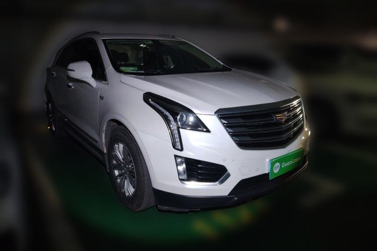 Used Cadillac XT5 2016 25T Luxury Model Front Right 45 Deg