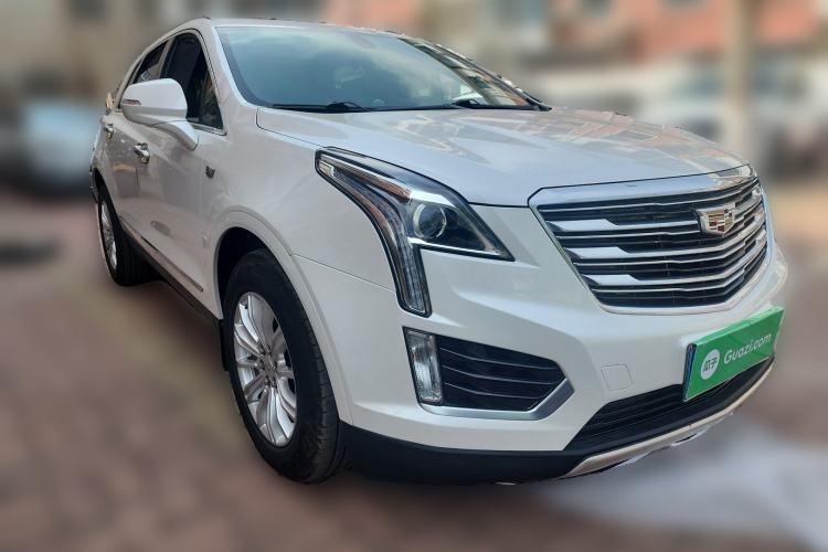 Used Cadillac XT5 2016 25T Tech Edition Front Right 45 Deg