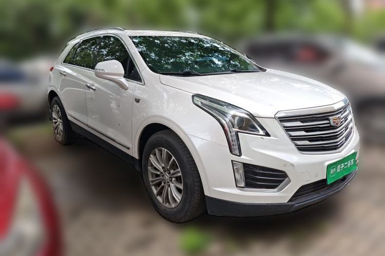 Used Cadillac XT5 2016 25T Luxury Model Front Right 45 Deg