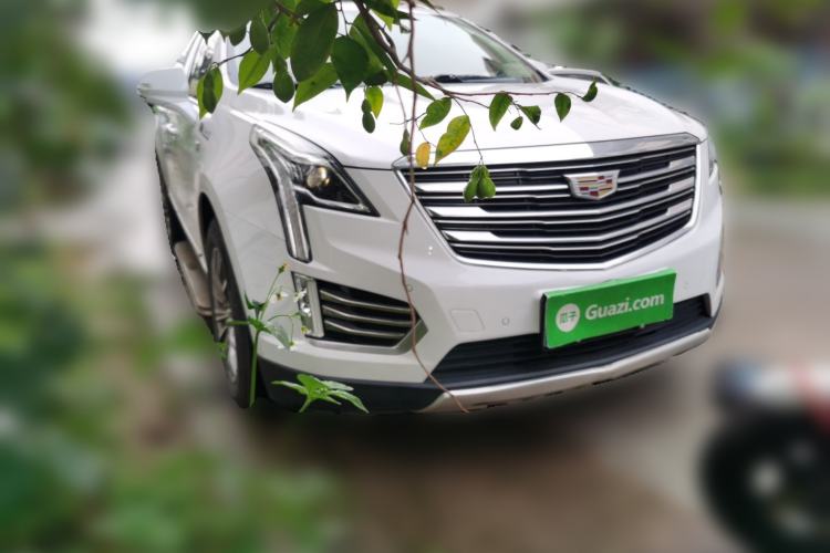 Used Cadillac XT5 2016 28T Four-Wheel Drive Luxury Model Front Right 45 Deg