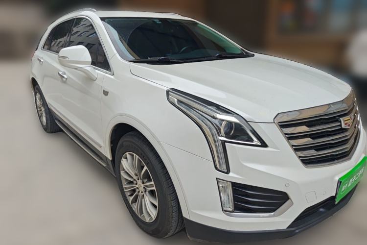 Used Cadillac XT5 2016 25T Luxury Model Front Right 45 Deg