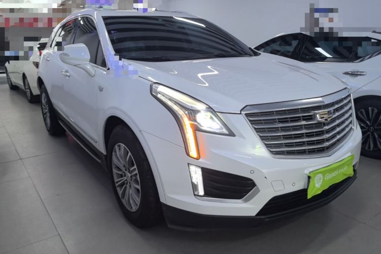 Used Cadillac XT5 2016 25T Luxury Model Front Right 45 Deg