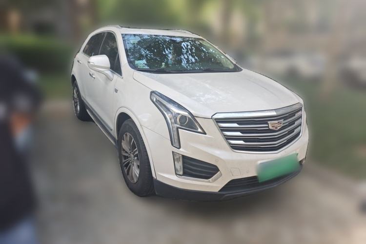 Used Cadillac XT5 2016 25T Luxury Model Front Right 45 Deg