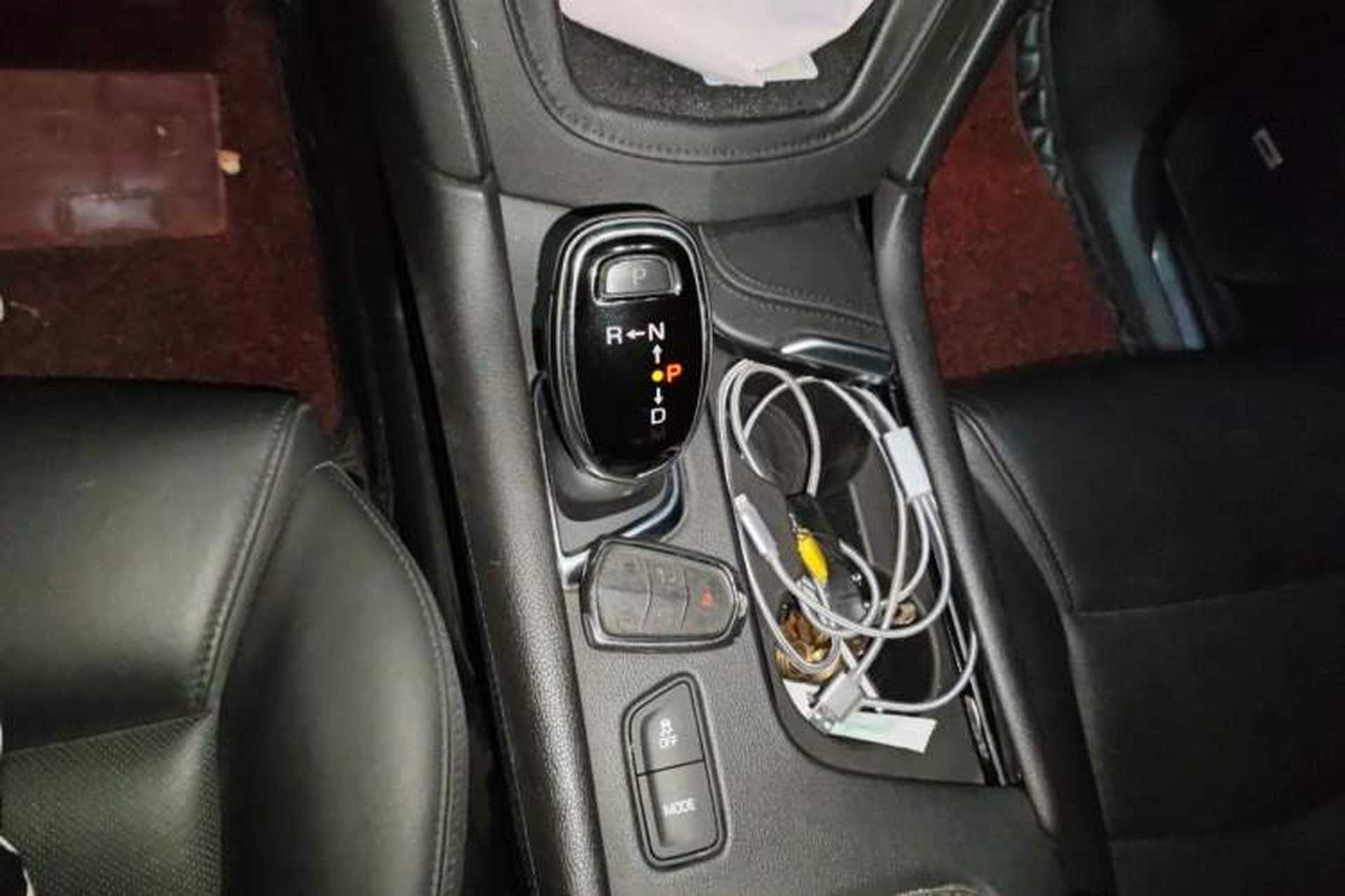 Used Cadillac XT5 2016 25T Luxury Model Gear Lever