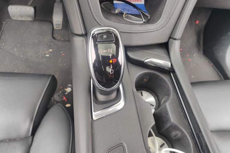 Used Cadillac XT5 2016 28T Four-Wheel Drive Luxury Model Gear Lever