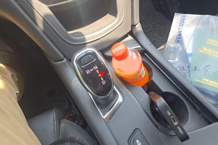 Used Cadillac XT5 2016 25T Luxury Model Gear Lever