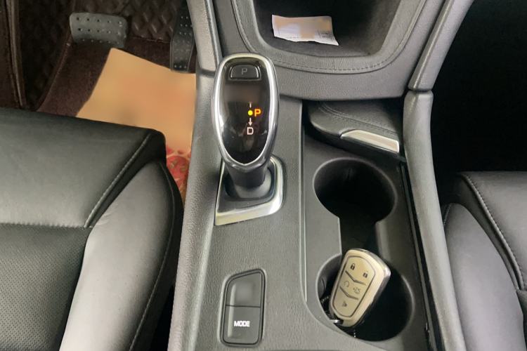 Used Cadillac XT5 2016 25T Luxury Model Gear Lever
