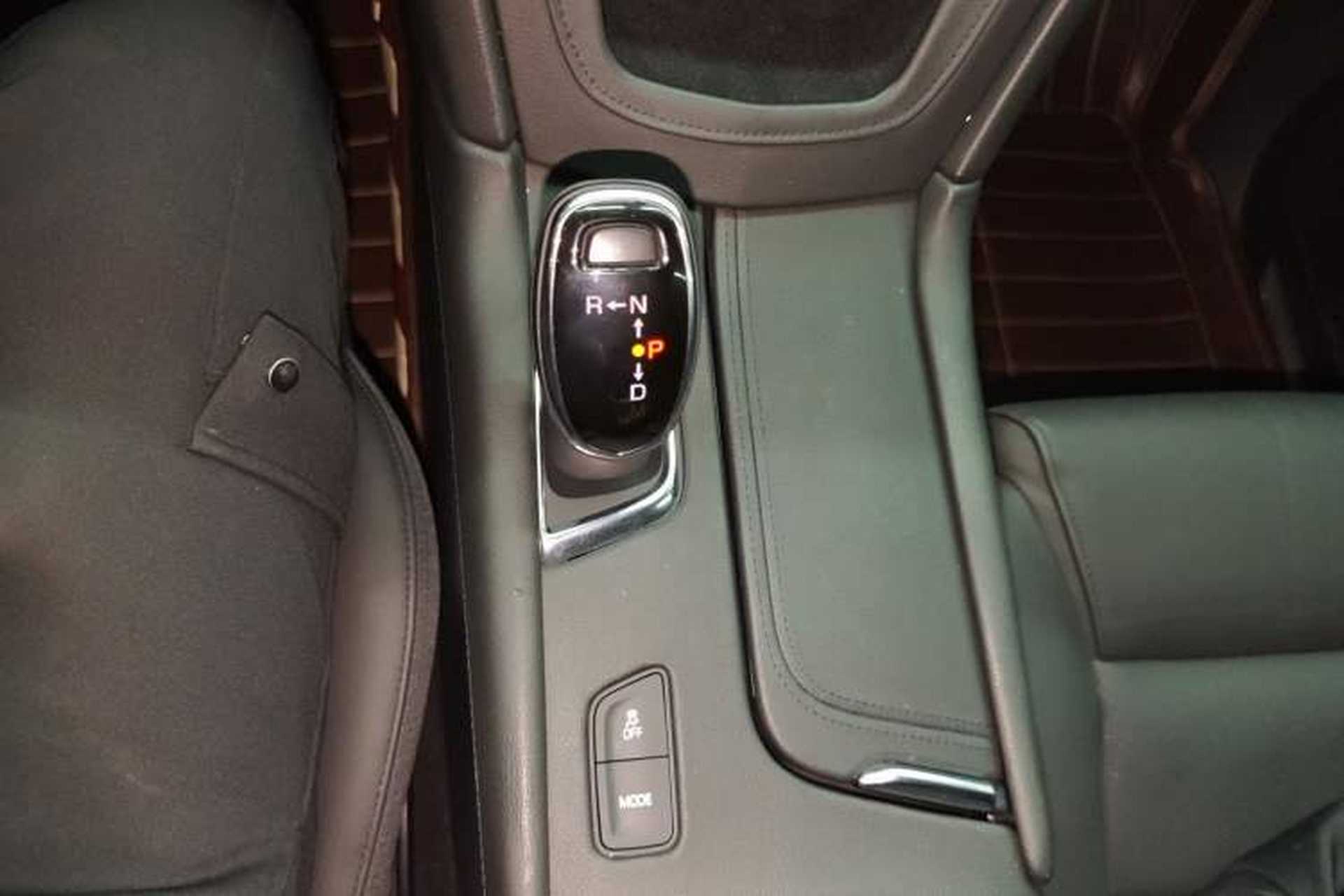 Used Cadillac XT5 2016 25T Luxury Model Gear Lever