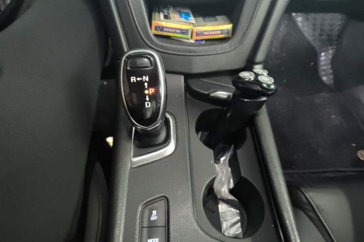Used Cadillac XT5 2016 25T Luxury Model Gear Lever
