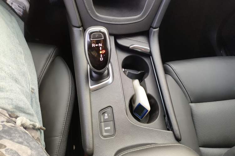 Used Cadillac XT5 2016 25T Luxury Model Gear Lever
