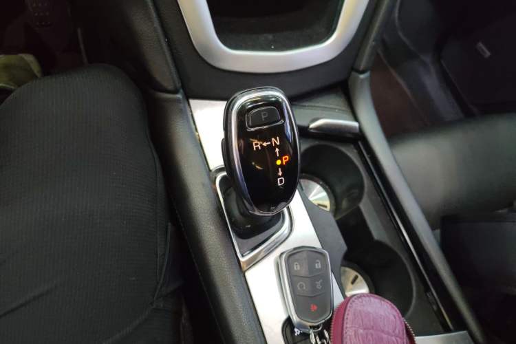 Used Cadillac XT5 2016 28T Four-Wheel Drive Luxury Model Gear Lever