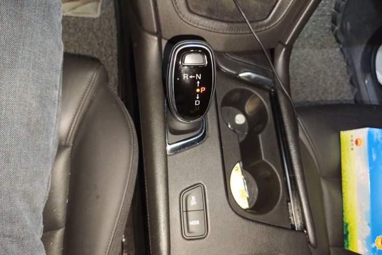 Used Cadillac XT5 2016 25T Luxury Model Gear Lever