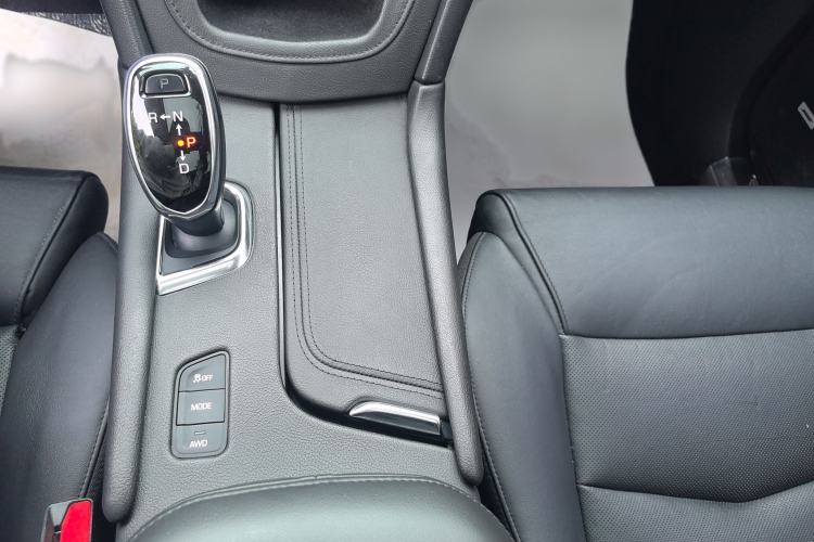 Used Cadillac XT5 2016 28T Four-Wheel Drive Luxury Model Gear Lever
