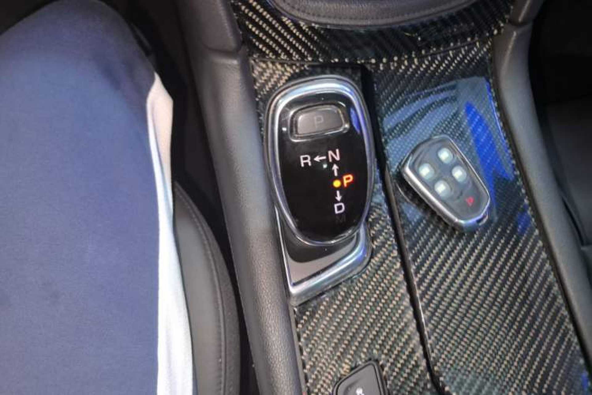 Used Cadillac XT5 2016 25T Luxury Model Gear Lever