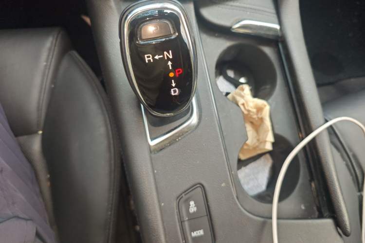 Used Cadillac XT5 2016 25T Luxury Model Gear Lever