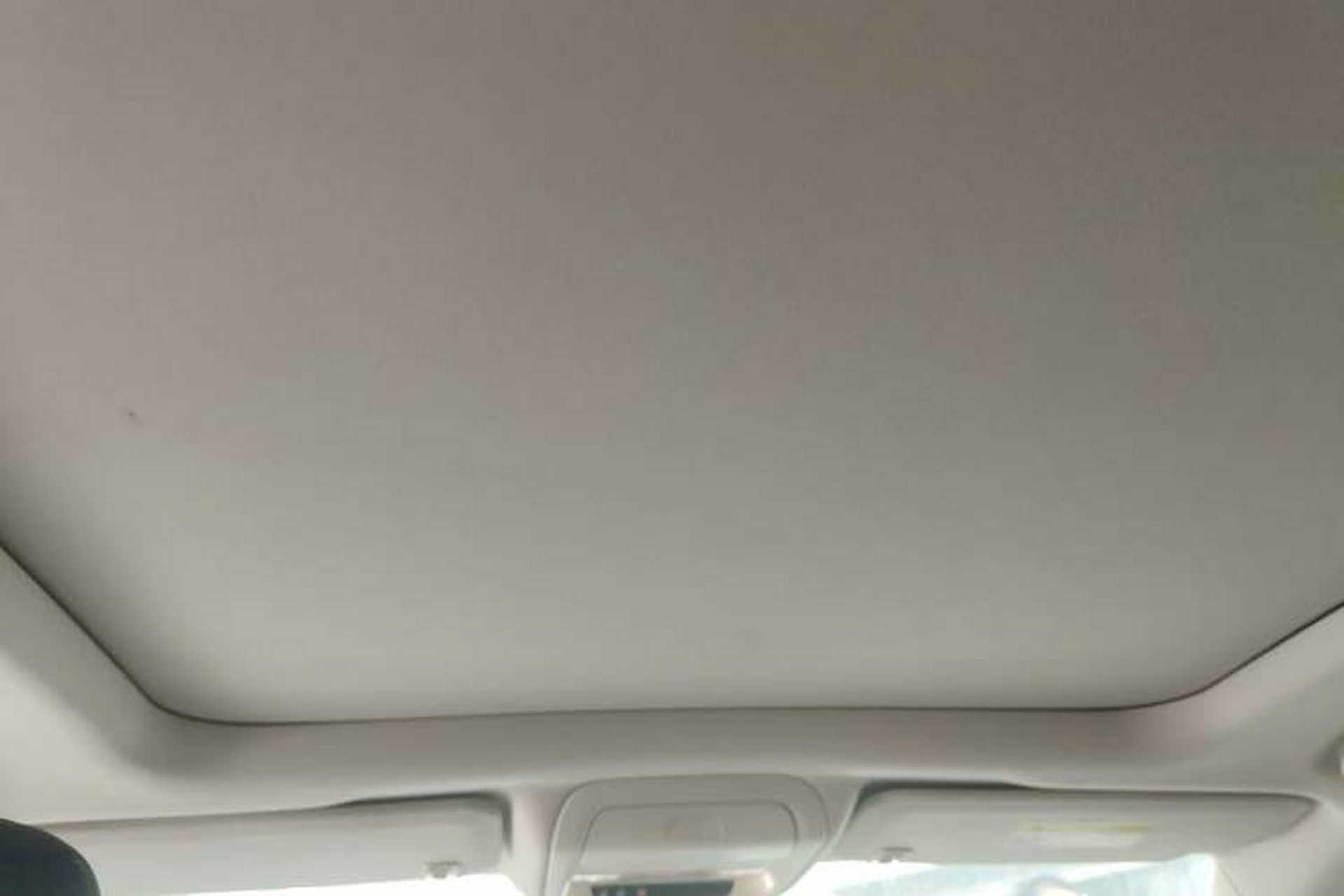 Used Cadillac XT5 2016 25T Luxury Model Headliner