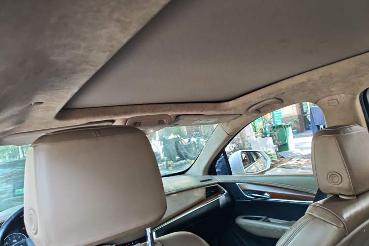 Used Cadillac XT5 2016 28T 4x4 Platinum Edition Headliner