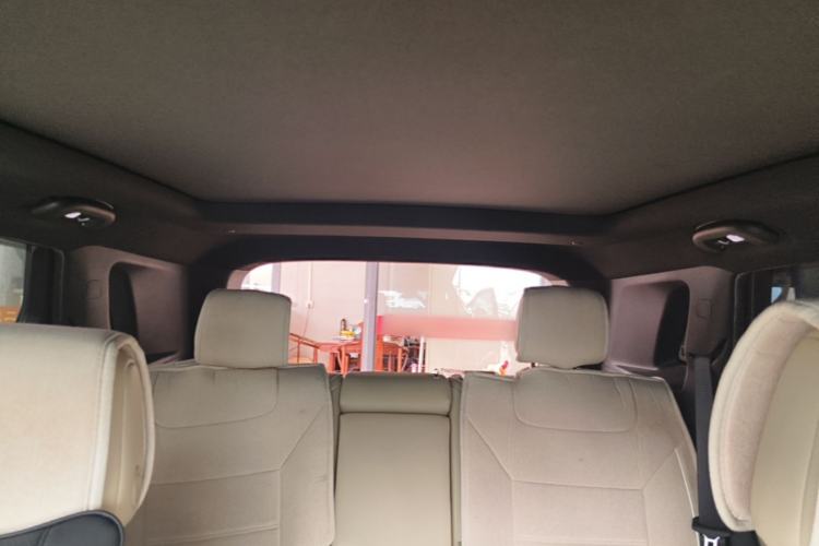 Used Cadillac XT5 2016 28T Four-Wheel Drive Tech Version Headliner