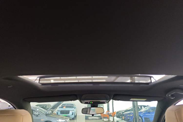 Used Cadillac XT5 2016 25T Tech Edition Headliner