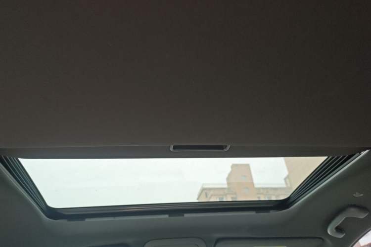 Used Cadillac XT5 2016 25T Tech Edition Headliner