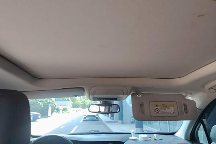 Used Cadillac XT5 2016 28T Four-Wheel Drive Luxury Model Headliner