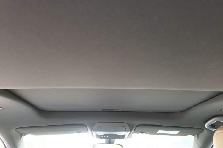 Used Cadillac XT5 2016 25T Tech Edition Headliner