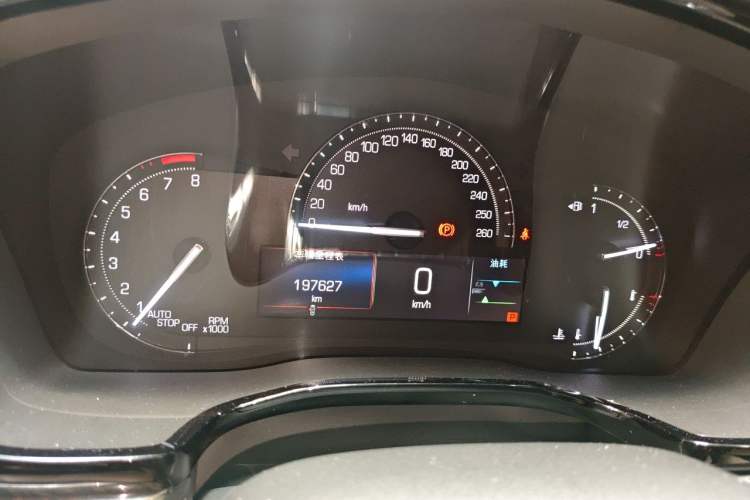Used Cadillac XT5 2016 25T Tech Edition Instrument Cluster
