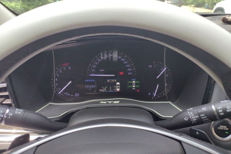 Used Cadillac XT5 2016 28T Four-Wheel Drive Luxury Model Instrument Cluster