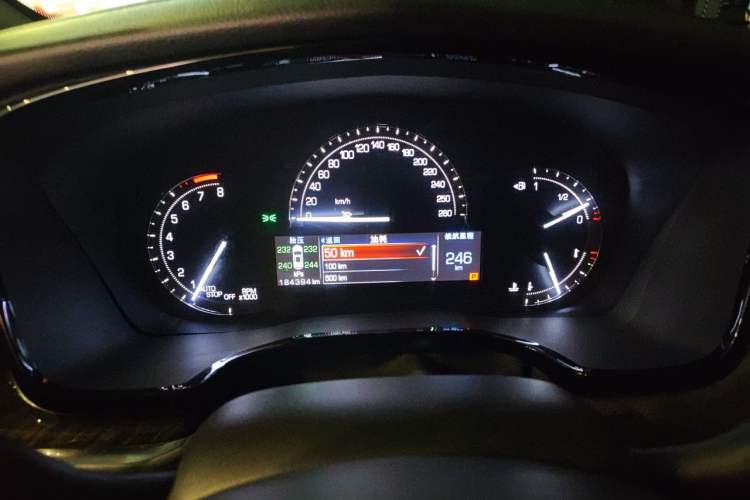 Used Cadillac XT5 2016 25T Luxury Model Instrument Cluster