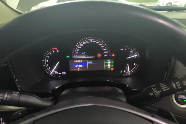 Used Cadillac XT5 2016 25T Luxury Model Instrument Cluster